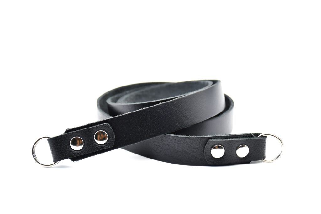 Leather-neck-camera-strap-2cm
