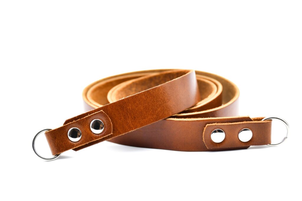 Leather-neck-camera-strap-2cm